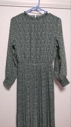 Honeys 花柄ロングワンピース 長袖