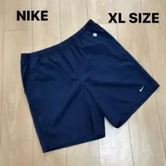 ナイキ ハーフパンツ ショートパンツ　XL ネイビー　刺繍ロゴ　ショーツ