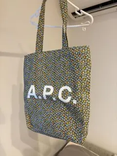 A.P.C. 花柄 トートバッグのサムネイル