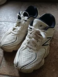 New Balance 9060 スニーカーのサムネイル