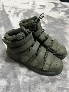 エアフォース スニーカー