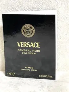 VERSACE ヴェルサーチェ クリスタル　ノワール パルファム 1mlのサムネイル