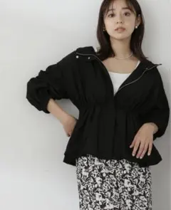 natural beauty basic ペプラムバルーンブルゾン