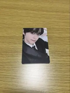 ゼベワン ギュビン シーグリ Mnetplus トレカ