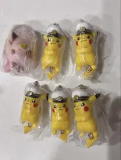 ポケモン　つまんでつなげてマスコット　キャプテンピカチュウ　サケブシッポ