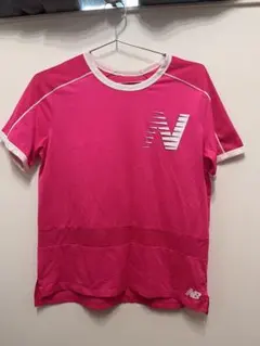 New Balance ピンク Tシャツ Sサイズ