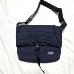 ブラック ショルダーバッグ