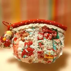 ハンドメイド　パッチワーク　ころりんポーチ　洗濯女の子