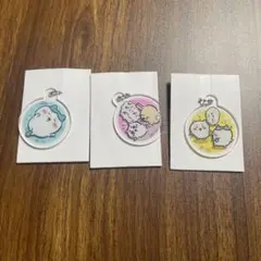 ちいかわ　アクリルキーホルダー　3点セット　② うさぎ　ハチワレ