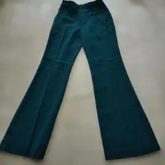 UNIQLOレディース フレアパンツ グリーンのサムネイル