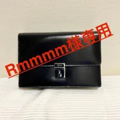 GUCCI ブラック レザー クラッチバッグ