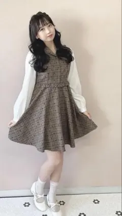 ♡evelyn 襟フリルチェックOP ブラウン ハート柄♡