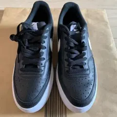 NIKE スニーカー　25cm 最終価格