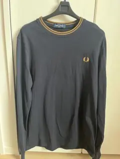 FRED PERRY フレッドペリー　Twin Tipped t-Shirt