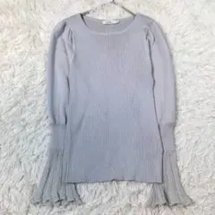 アースミュージック リブニット 長袖 袖レース（S）グレー 上品 フェミニン