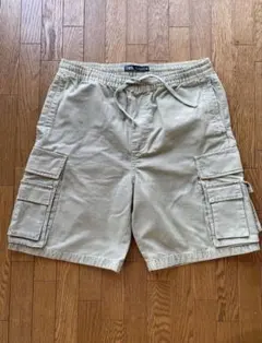 ZARA カーゴショートパンツのサムネイル