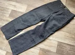 ほぼ未使用　リーバイス　レギュラー立体裁断デニムジーンズ W30