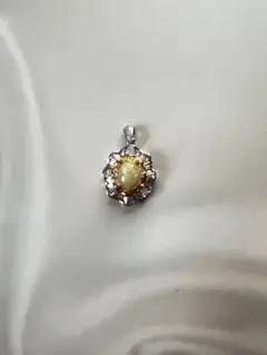 ペンダントトップ★オパール