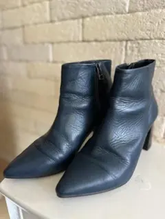 ネイビー レザー ポインテッドトゥブーツ 23.5