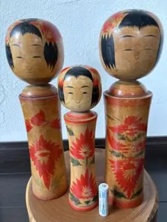 こけし人形 3体セット 花柄装飾