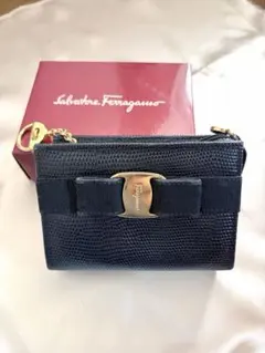 Salvatore Ferragamo ヴァラ ポーチ ブラックのサムネイル