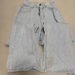 ライトブルーデニム ストレートカット