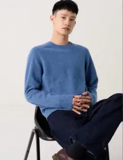 UNIQLO ユニクロ ラムクルーネックセーターのサムネイル