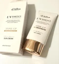 新品未使用　ダルバ　トーンアップサンクリーム　50ml ピンク