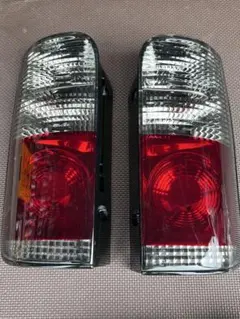 パジェロ V98W テールランプ 左右セット - メルカリ
