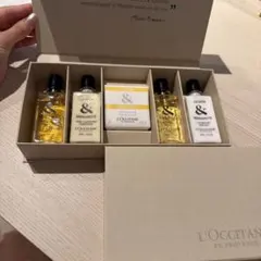 ロクシタン トラベルセット 2つのサムネイル