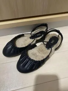 ZARA ブラック フラットシューズ