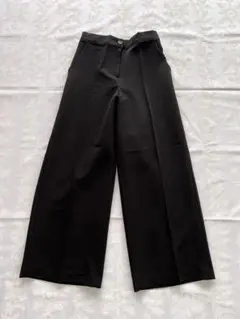 RYN.J クロップド ワイドパンツ ブラック