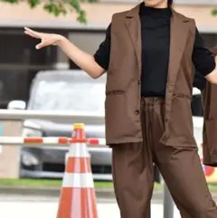 ブラウン ベスト 2つボタン 2つポケット170センチ