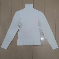 ★lauise タートルネックニット ホワイト★