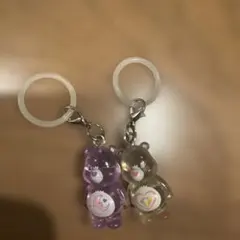 ケアベア　めじるしアクセサリー　ガチャガチャ　紫✨