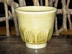 古い　瀬戸　湯飲み　在銘　湯呑み　アンティーク　レトロ　骨董