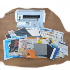 【美品】brother スキャンカット SDX1000 【付属品多数・おまけ有】 Amazon.co.jp: ブラザー(brother)​ 小型カッティングマシン