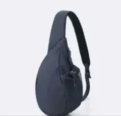 GU スリングショルダーバッグ　ネイビーのサムネイル