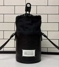 マルジェラ　レザー　ポーチ