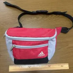 adidasバックのサムネイル