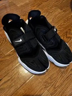 NIKE ナイキ AQUARIFT アクアリフト 27 サンダル スリッポン 黒