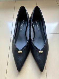 LE TALONルタロン 3cmVカットメタルパンプス