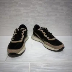 ZARA スニーカー 38 24.5cm 黒/ベージュ