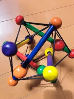 木製　知育玩具　スクイッシュ