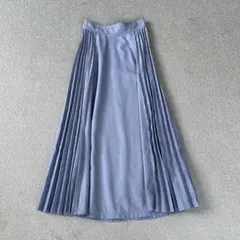 ★美品★ナチュラルビューティーベーシック　ロングプリーツスカート