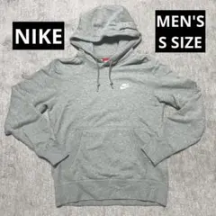 nike スウェットバックプリント