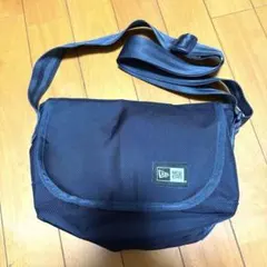 NEW ERA ショルダーバッグ ミニ 3.5L ネイビー メッセンジャーバッグのサムネイル