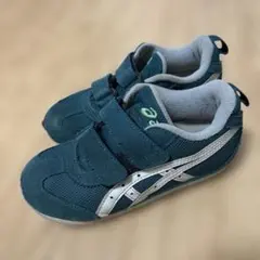 アシックス スニーカー