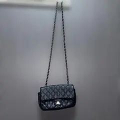 ショルダーバッグ　黒　ブラック　キルティング　チェーン