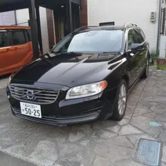 輸出か部品取りで！　　　　　　　　　　　　25年式　ボルボ V70 T4ターボのサムネイル